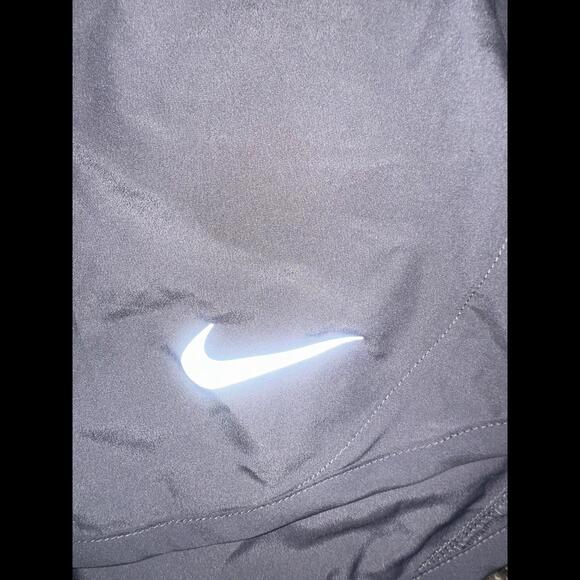 Nike Women’s Tempo LX 3” Shorts - Picture 2 of 12